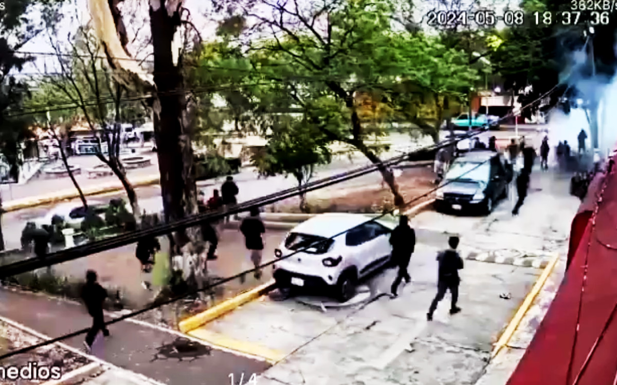 Un muerto y dos heridos, saldo de enfrentamiento porril en CCH Naucalpan