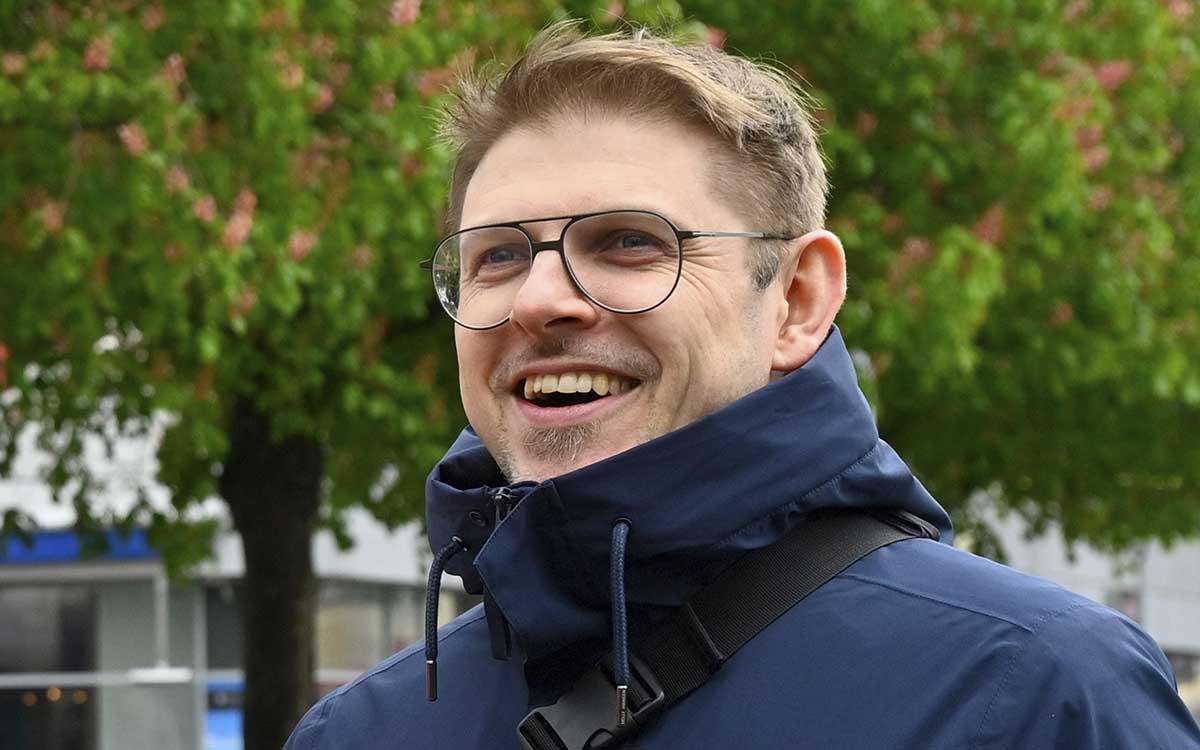 17-year-old boy turns himself in for brutal beating of German candidate
