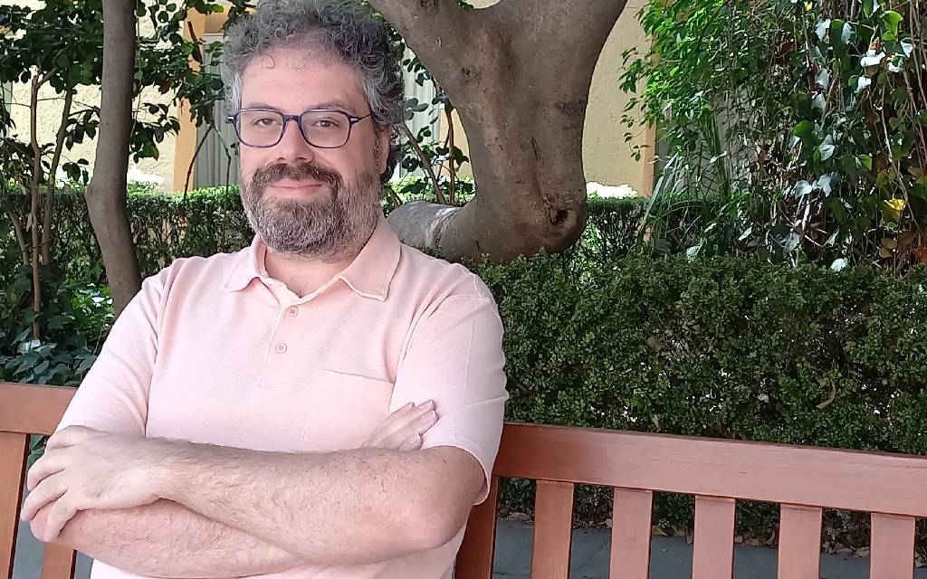 “La novela alcanza su perfección cuando sabe contar las relaciones familiares”: Sergio del Molino “La novela alcanza su perfección cuando sabe contar las relaciones familiares”: Sergio del Molino