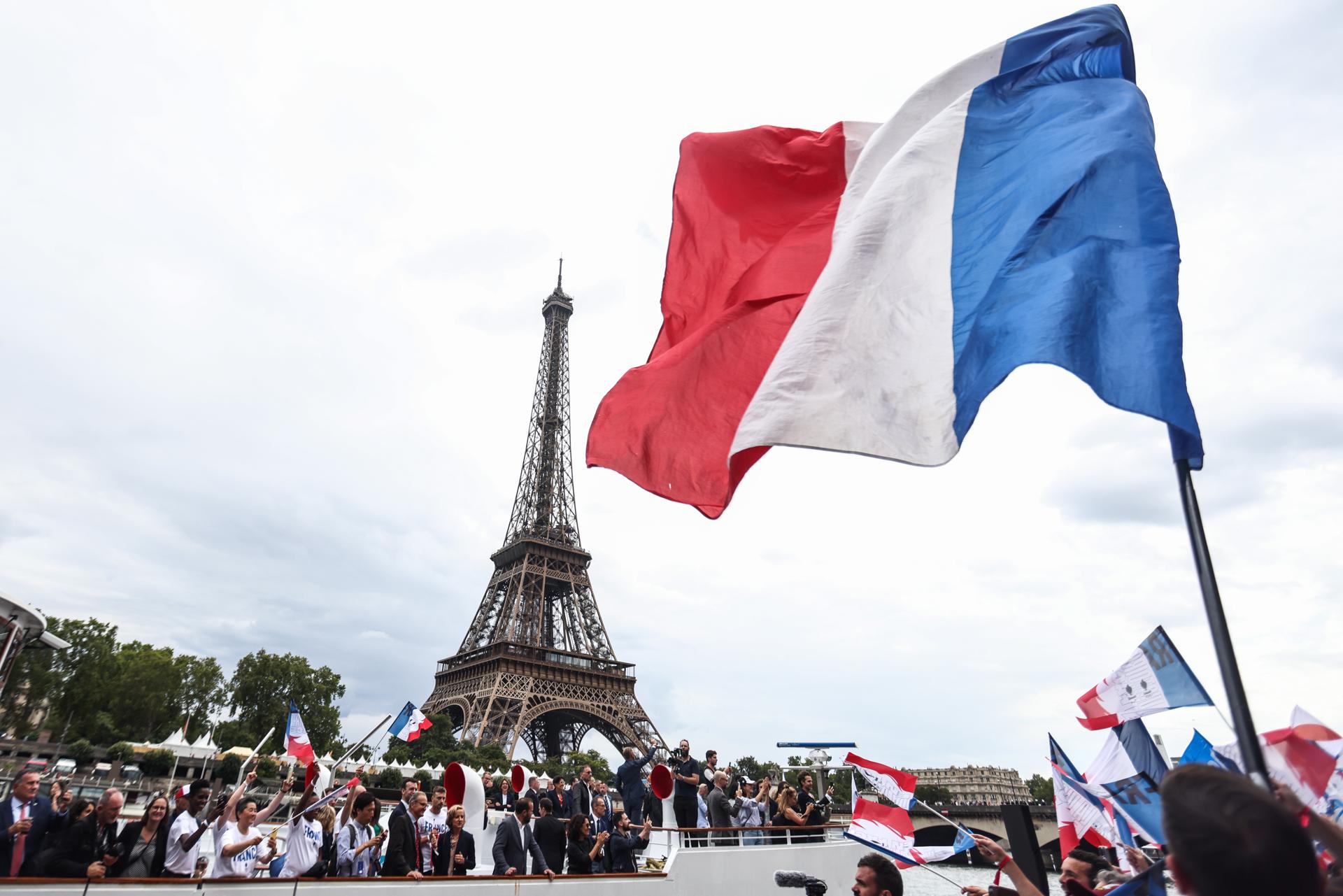 parís 2024: la antorcha olímpica llegará a francia a menos de 80 días de la inauguración de los juegos