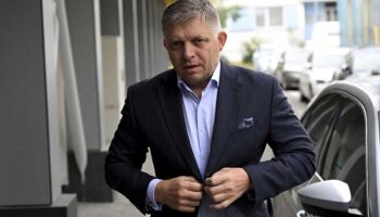 Sin 'riesgo vital inmediato' el primer ministro eslovaco tras el intento de asesinato