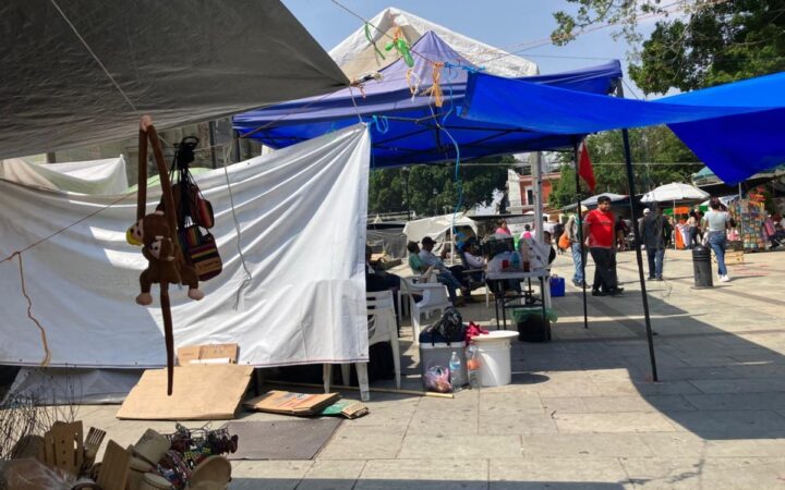 Acaba plantón de maestros en Oaxaca; lunes se retoman las clases