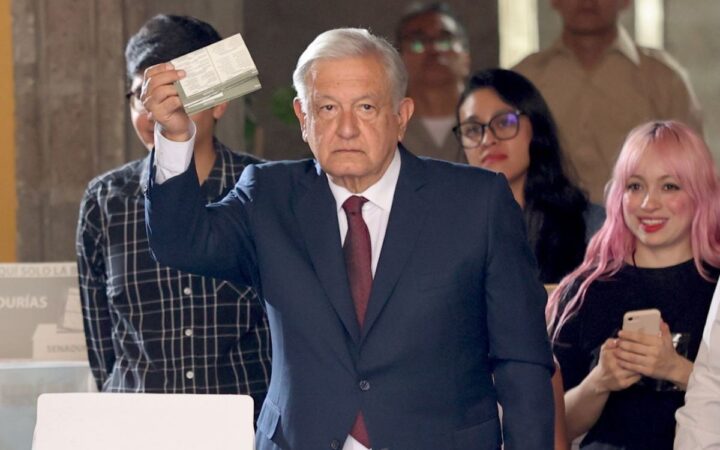 AMLO responde a petición opositora de recuento de votos: 'Si me preguntan, voto por voto, casilla por casilla' AMLO responde a petición opositora de recuento de votos: 'Si me preguntan, voto por voto, casilla por casilla'