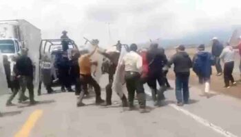 Dos muertos por enfrentamiento entre pobladores y policías en la carretera Perote-Puebla