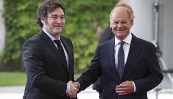 Milei se encuentra con Scholz en su primera reunión de trabajo con un líder socialista
