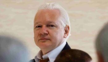 Julian Assange llega a las Islas Marianas para formalizar su acuerdo de culpabilidad con EU