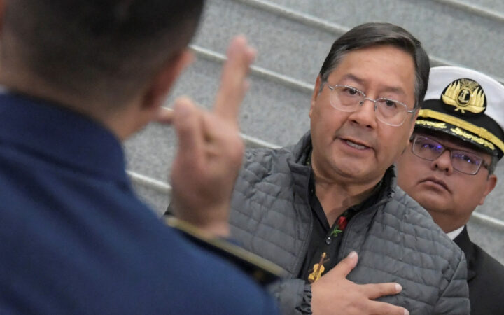 ¿Autogolpe en Bolivia? ¿Autogolpe en Bolivia?