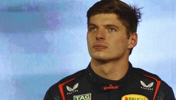 F1: Verstappen debe hacer trabajo comunitario tras insultos en rueda de prensa