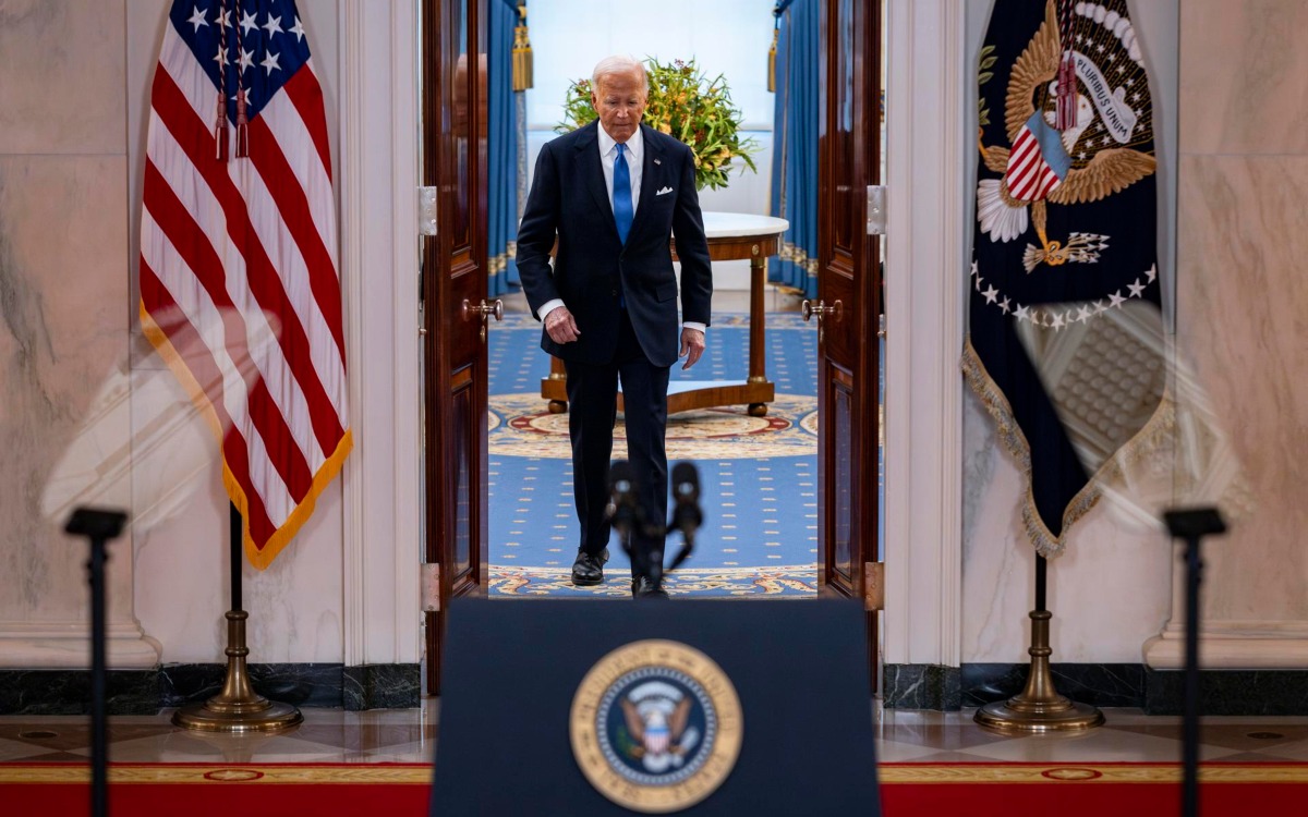 Netflix Co-Founder Calls on Biden to Step Down as Presidential Candidate