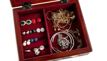 Hombre de 105 años, víctima de robo en joyería del Centro Histórico