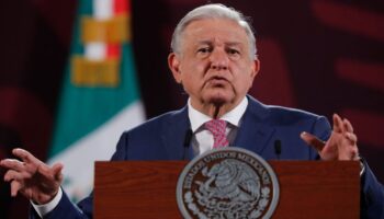 AMLO responde a manifestación contra la sobrerrepresentación y critica a la oposición