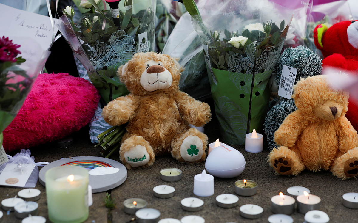 Murder of three girls sparks violent clashes in Britain