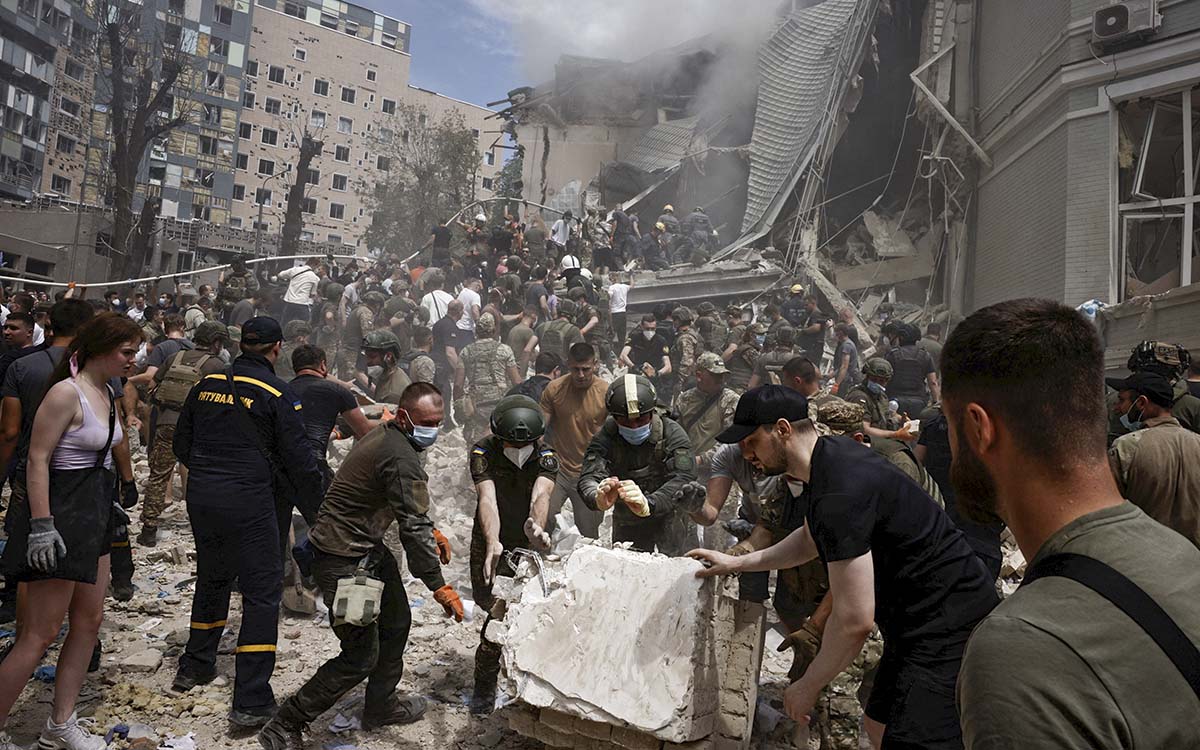 At least 10 dead, 35 wounded in Russian attack on Kyiv, including children’s hospital