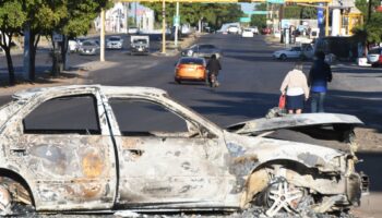Reanundan clases en Culiacán tras enfrentamientos