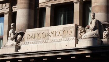 Banxico recorta 25 puntos la tasa de interés al 10.75% pese a la inflación