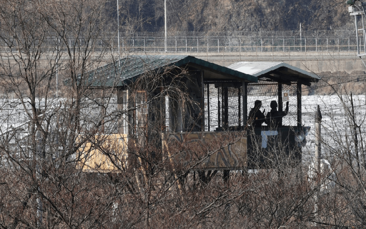 Seoul accuses Pyongyang regime of planting thousands of landmines on shared border | video