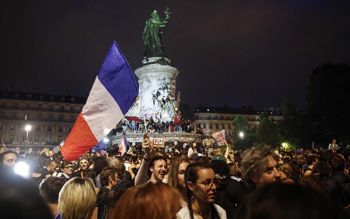 This week, the French left will appoint a prime minister who will govern without Macron.
