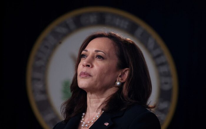 Con Kamala Harris, demócratas apostarían contra sexismo y racismo en EU