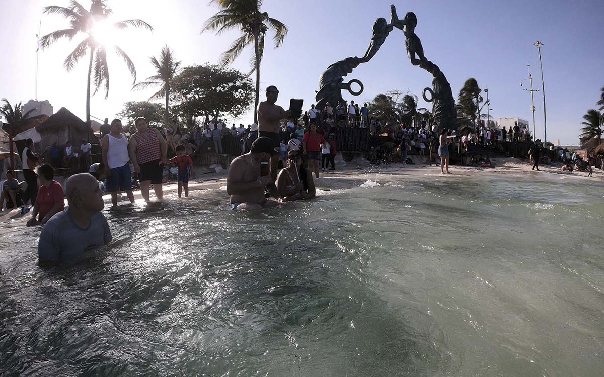 Intensas lluvias abren más de 10 ojos de agua en la península de