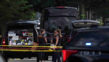 Policía mata a hombre con cuchillo cerca de la Convención Nacional Republicana