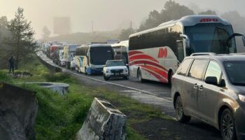 Cumple 24 horas bloqueada la autopista México-Puebla por manifestantes