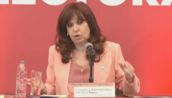 Cristina Fernández: 'Por el legado de Hugo Chávez' que se publiquen actas en Venezuela