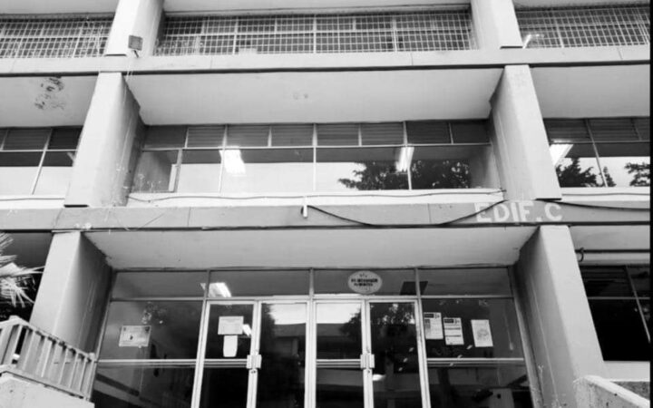 Muere un alumno al interior del Colegio de Bachilleres Plantel 5, Naucalpan Muere un alumno al interior del Colegio de Bachilleres Plantel 5, Naucalpan