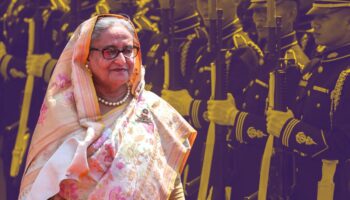 Renuncia la primera ministra de Bangladesh y abandona el país tras fuertes protestas