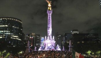 Se reúnen en el Ángel de la Independencia para protestar contra la Reforma Judicial