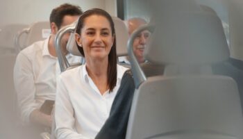 Reforma judicial 'no afecta inversiones; habrá más democracia': Sheinbaum