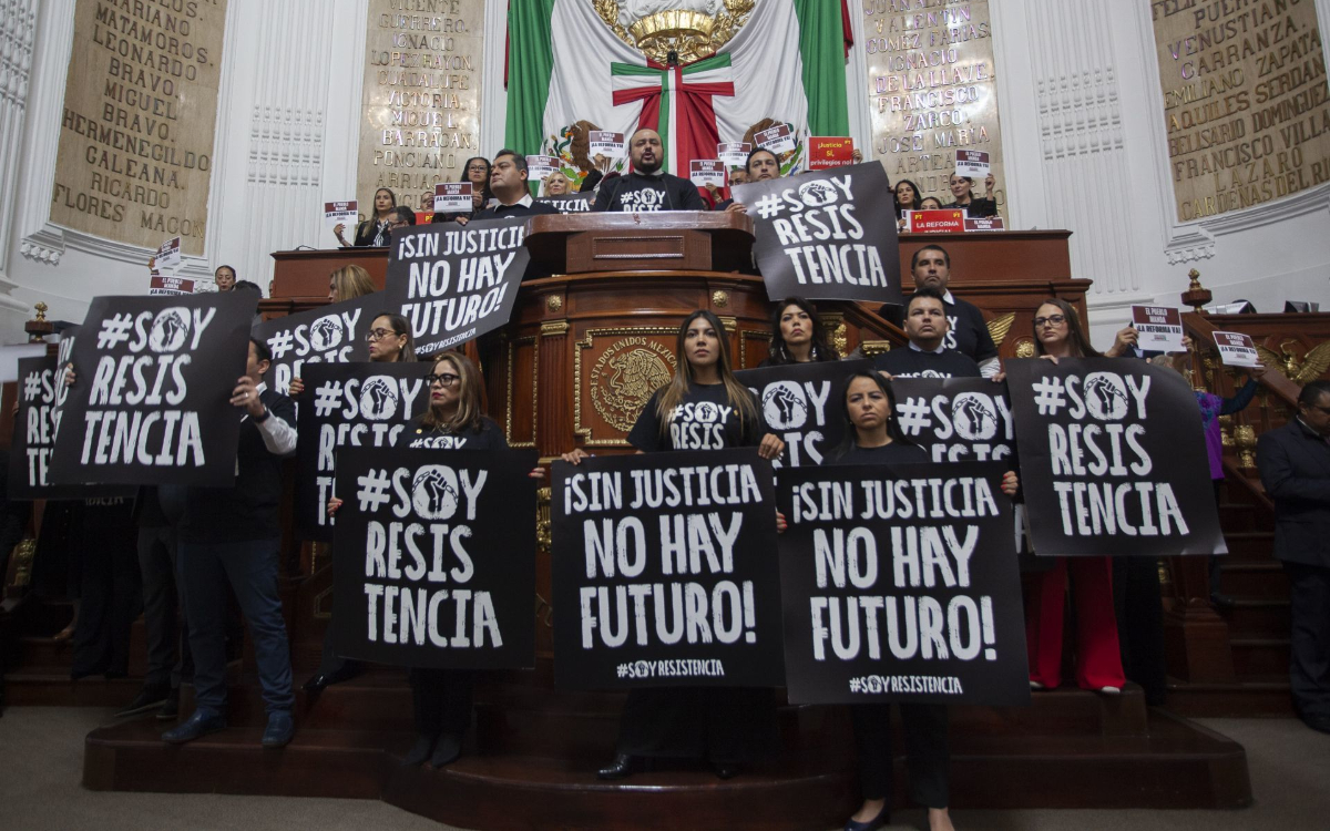 El Congreso de la Ciudad de México aprobó la Reforma al Poder Judicial, en medio de protestas de la oposición.( FOTO: ANDREA MURCIA /CUARTOSCURO.COM)