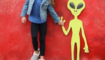 Alienígenas y humanos, parecidos, ¿no? #Niñonautas con Kirén Miret