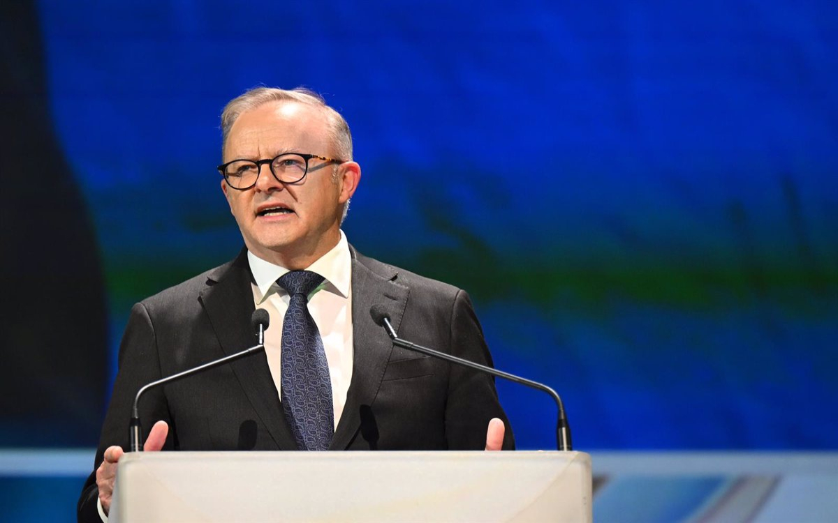 Australia to Limit Minimum Age for Social Media | Video