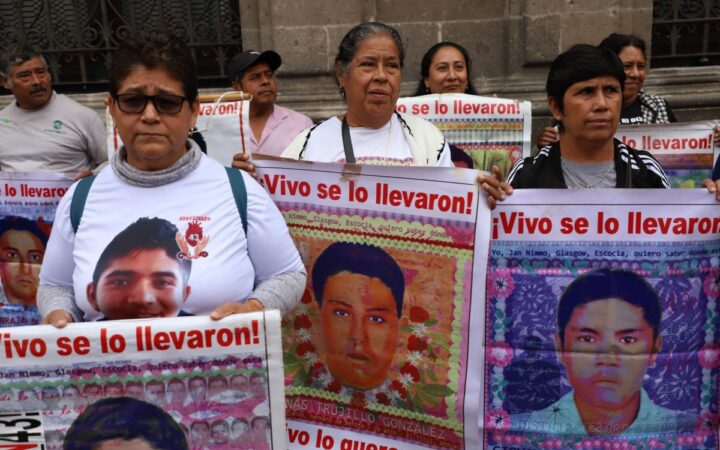 Caso Ayotzinapa: Sheinbaum destaca detención y promete 'nueva visión' sin 'confrontación'