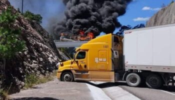 Líneas de transporte de pasajeros suspenden corridas de Durango a Mazatlán por violencia