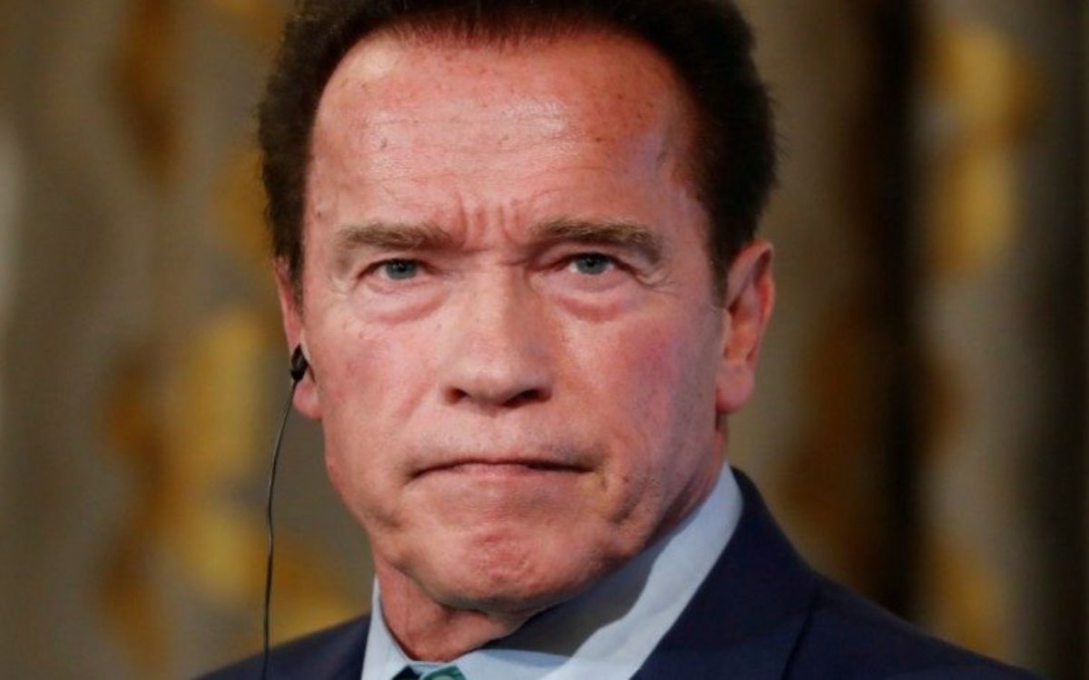 Arnold Schwarzenegger asks to vote for Kamala Harris