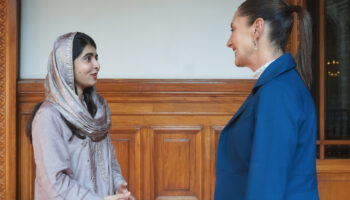 Sheinbaum recibe a Malala en Palacio Nacional