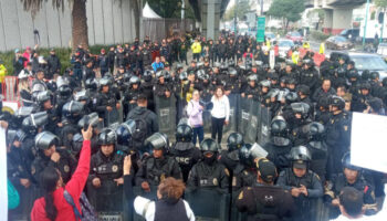 Juezas encapsuladas por policías de la CDMX ofrecen conferencia