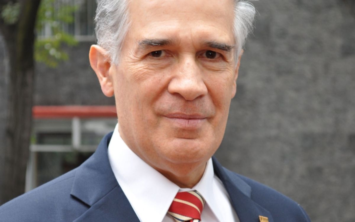 SCJN determinará que reforma judicial es Constitucional al respetar artículo 135; demostraría que es responsable y congruente: Valadés SCJN determinará que reforma judicial es Constitucional al respetar artículo 135; demostraría que es responsable y congruente: Valadés