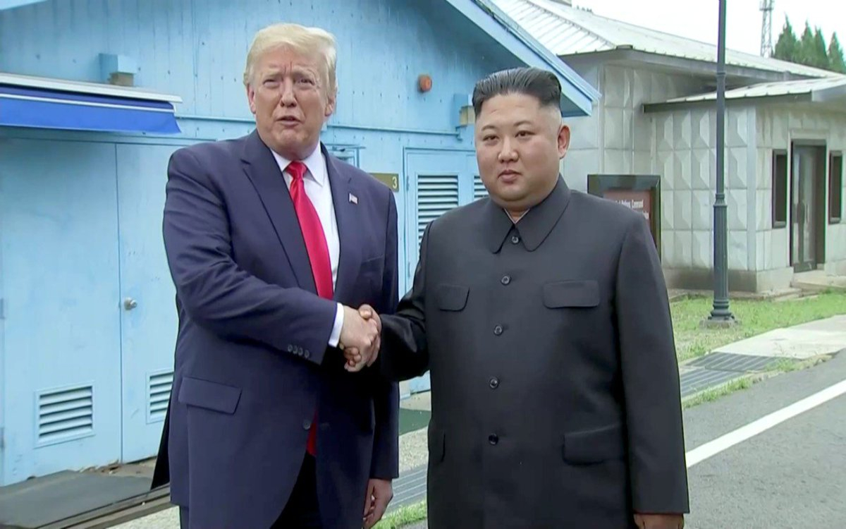 Donald Trump says only he can resolve Korean conflict | Video