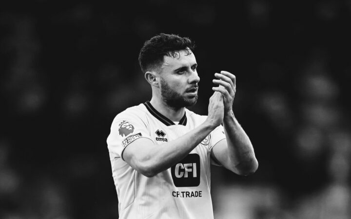 Descarta policía griega móvil criminal en muerte del futbolista inglés del Panathinaikos | Video Descarta policía griega móvil criminal en muerte del futbolista inglés del Panathinaikos | Video