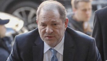 Harvey Weinstein recibe tratamiento en la cárcel por cáncer, según NBC News