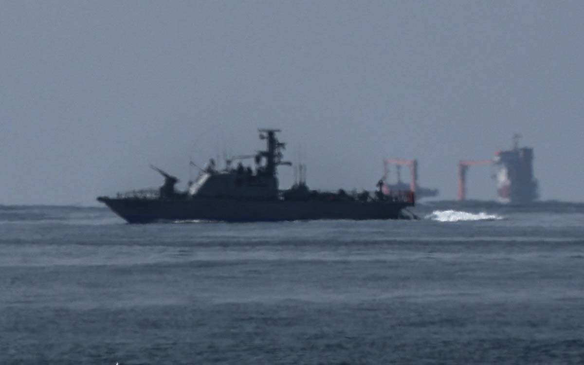 Israel bombs Lebanon from sea for the first time since the current escalation began