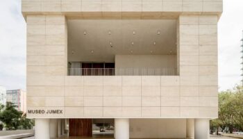 El Museo Jumex reúne obras de seis artistas latinoamericanas visionarias