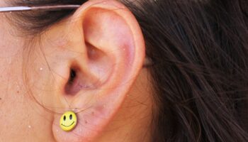 ¿Por qué se nos tapan los oídos? #Niñonautas con Kirén Miret