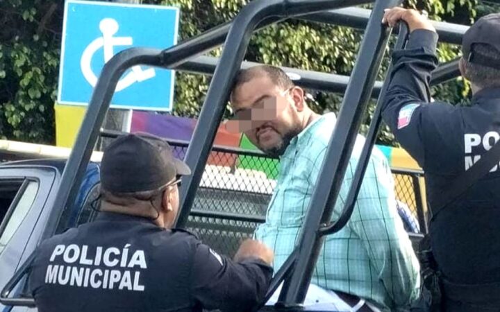 Piden no despedir a policía que detuvo a alto funcionario nayarita Piden no despedir a policía que detuvo a alto funcionario nayarita