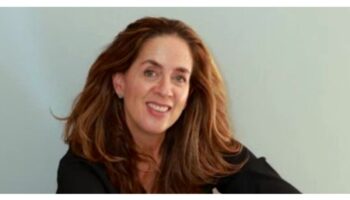 Banqueros mexicanos eligen por primera vez a una mujer como su nueva directora general