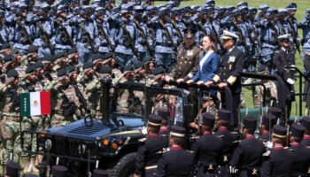 Militares ofrecen respaldo a Sheinbaum; Presidenta les garantiza aumento