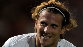 Diego Forlán, leyenda del futbol uruguayo, debutará en el tenis profesional