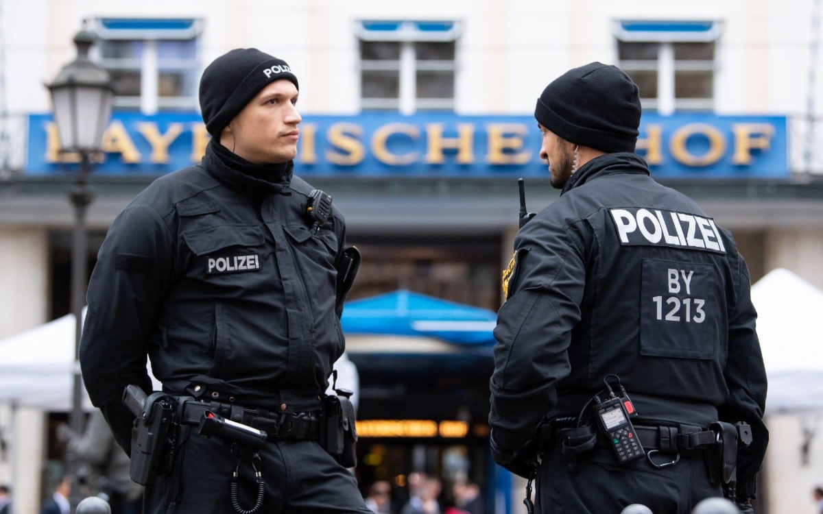 Suspected terrorist and Islamic State member arrested in Germany